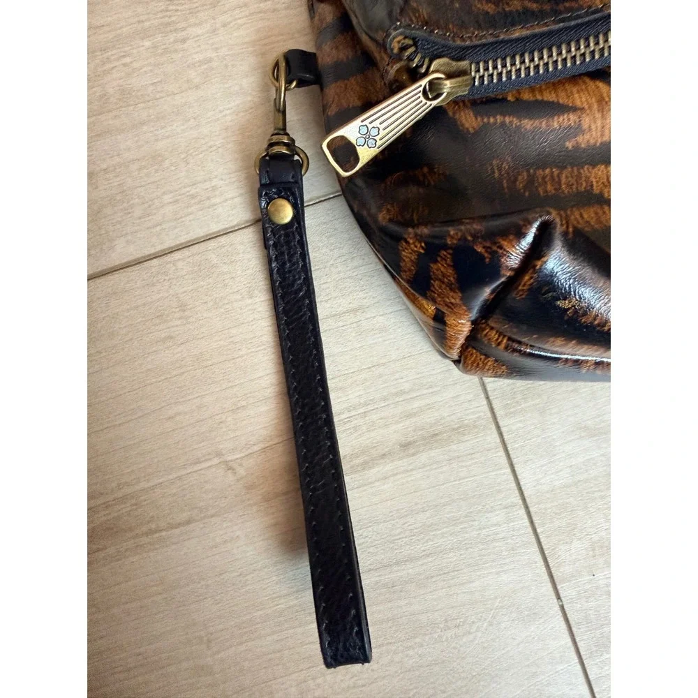 Patricia Nash Tiger Print Foldover Wristlet Clutch Bag P715388 Brown Black NWOT